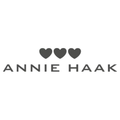 anniehaakdesigns Logo